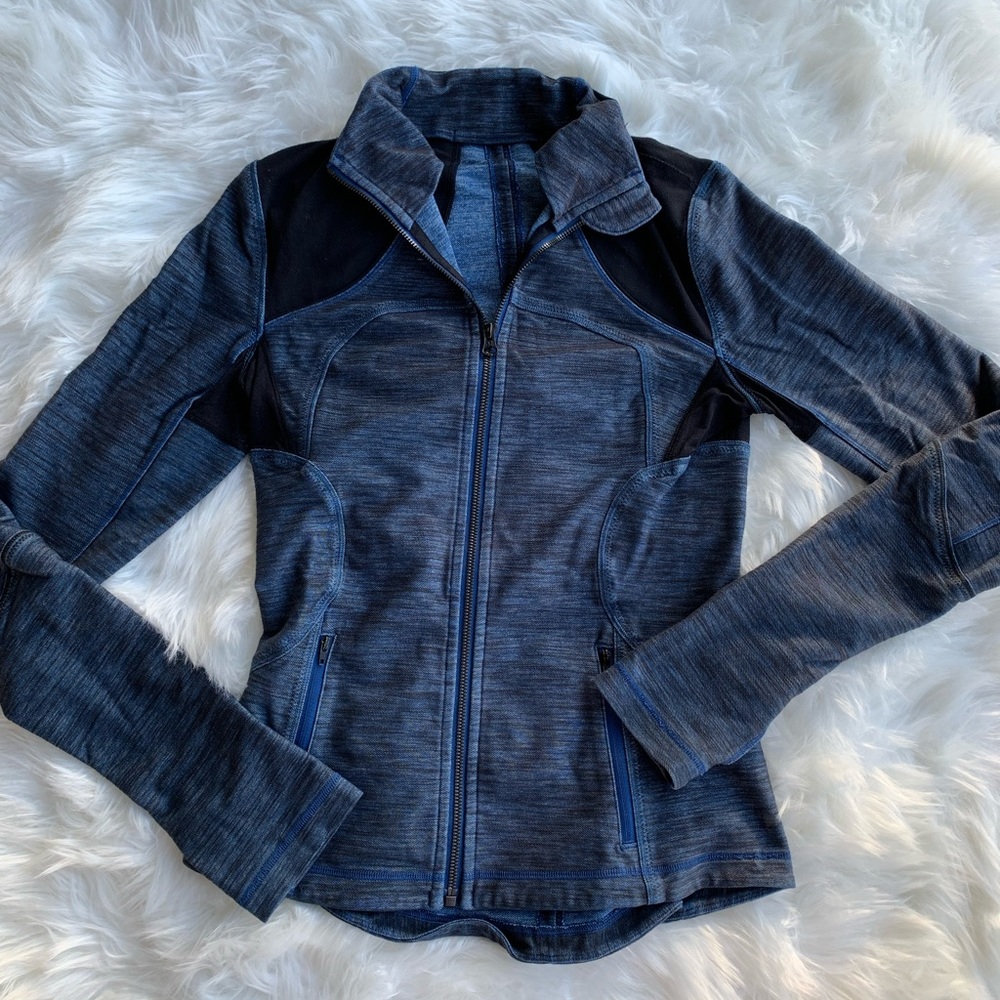 LULULEMON blue black forme jacket